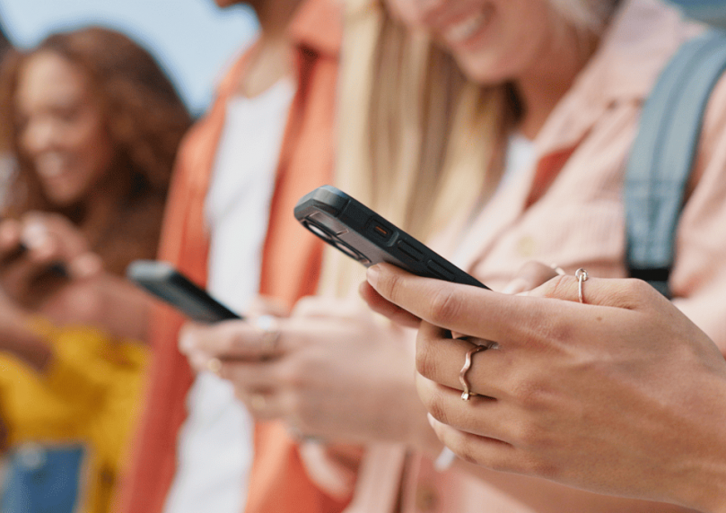 Exposition aux ondes : de nouvelles études précisent les connaissances sur le risque de cancer