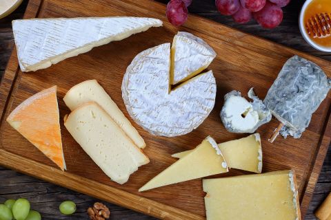 Fromage au lait cru : de nouvelles pistes pour éviter les intoxications